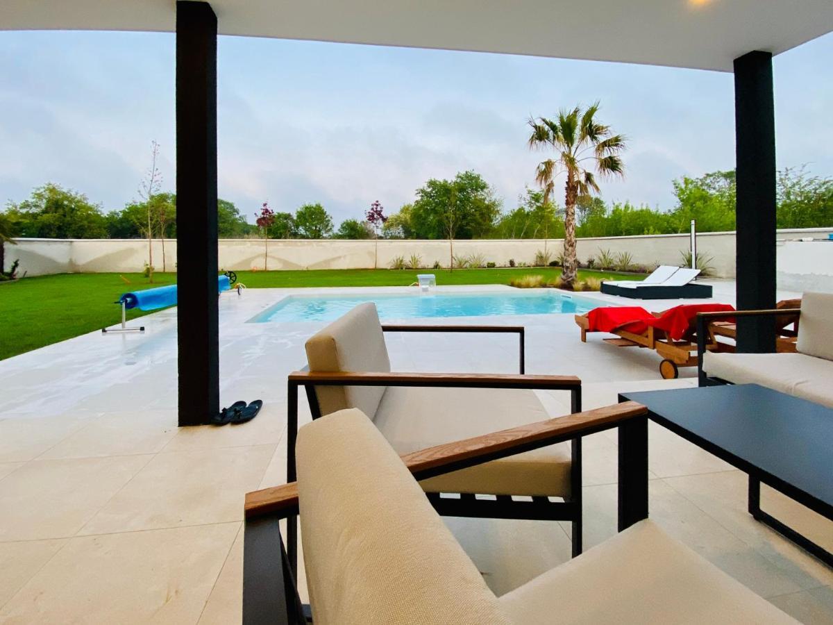 Villa Eni Medulin Sisan Heated Pool מראה חיצוני תמונה