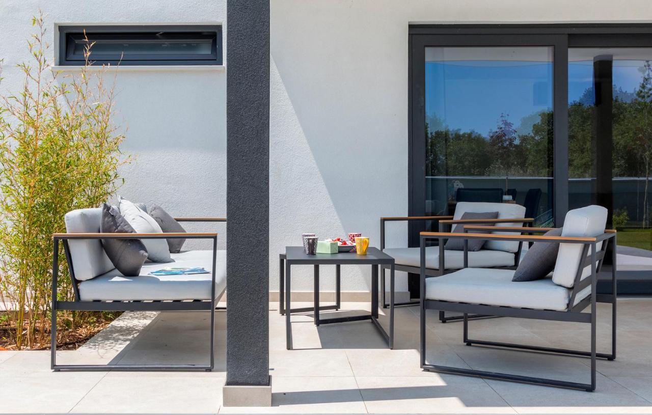 Villa Eni Medulin Sisan Heated Pool מראה חיצוני תמונה